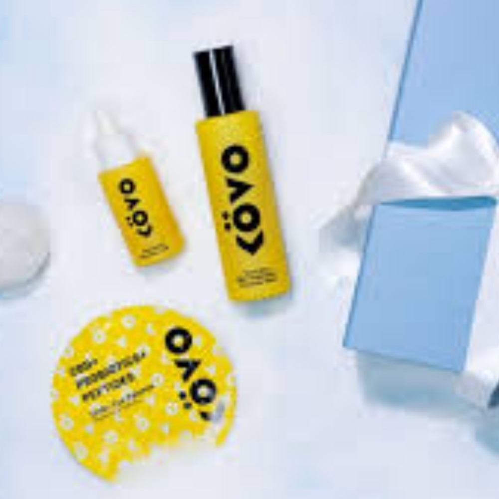 KOVO ESSENTIALS SKINCARE SET SERUM AND TONER FULL SIZE BOXED SET.